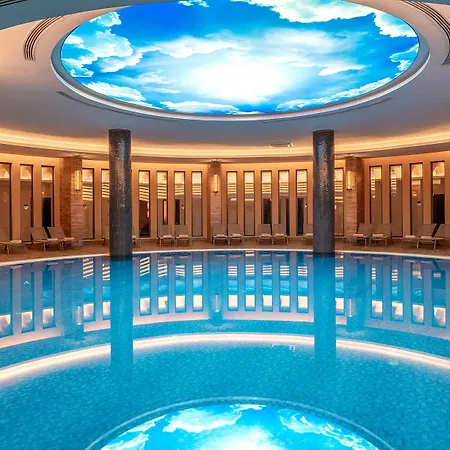 Arnor De Luxe & Hotel Side