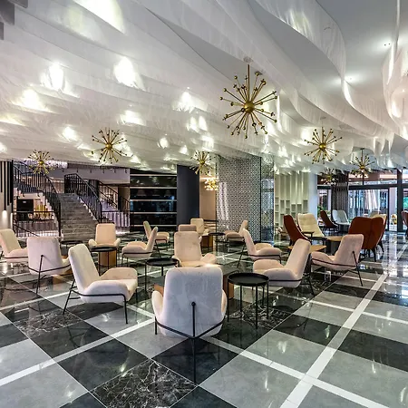 Arnor De Luxe Hotel&spa Hotel