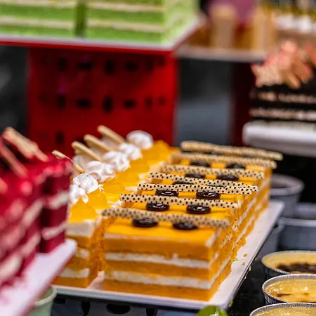 Arnor De Luxe & Hotel Side