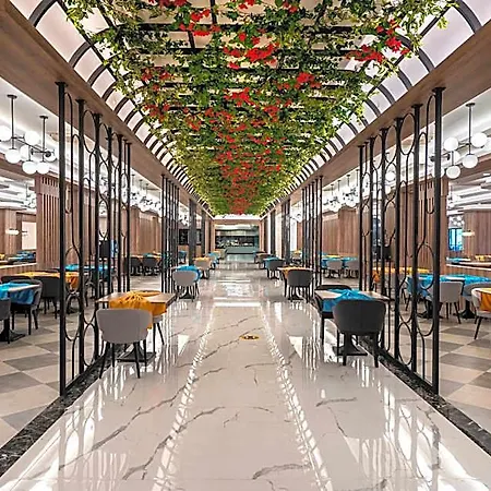 Arnor De Luxe Hotel&spa 5*