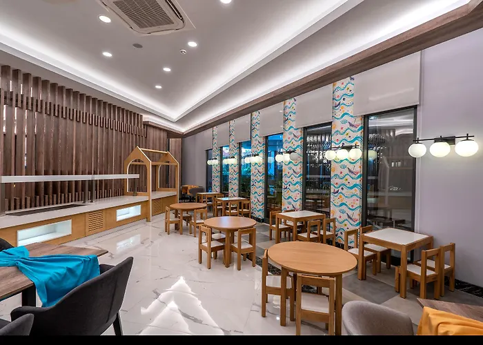 Arnor De Luxe & 5* 시데