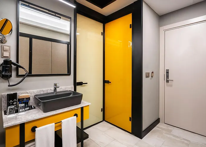 Arnor De Luxe Hotel&spa Hotel