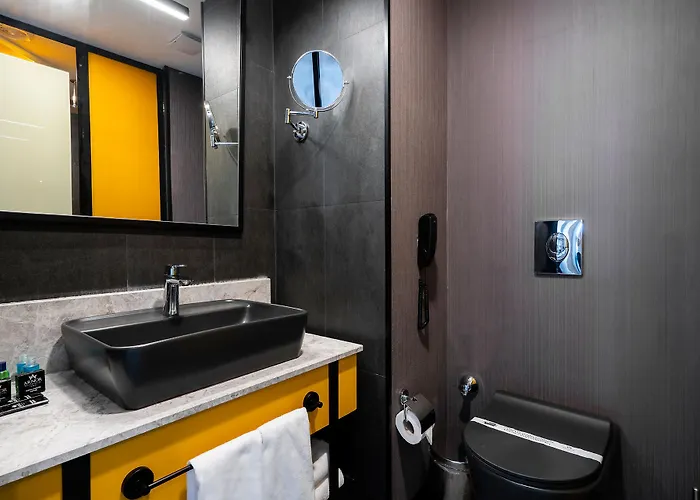 Arnor De Luxe Hotel&spa Side