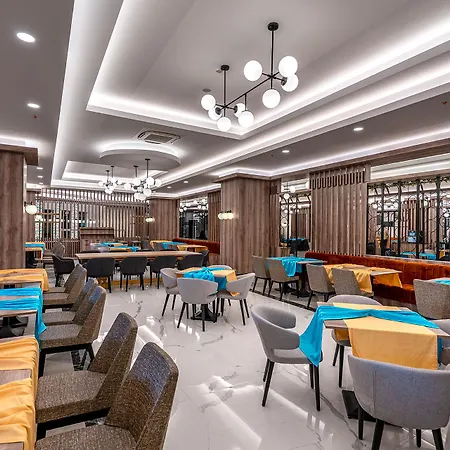 Hotel Arnor De Luxe &