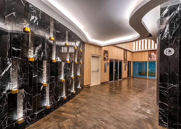 Hotel Arnor De Luxe &